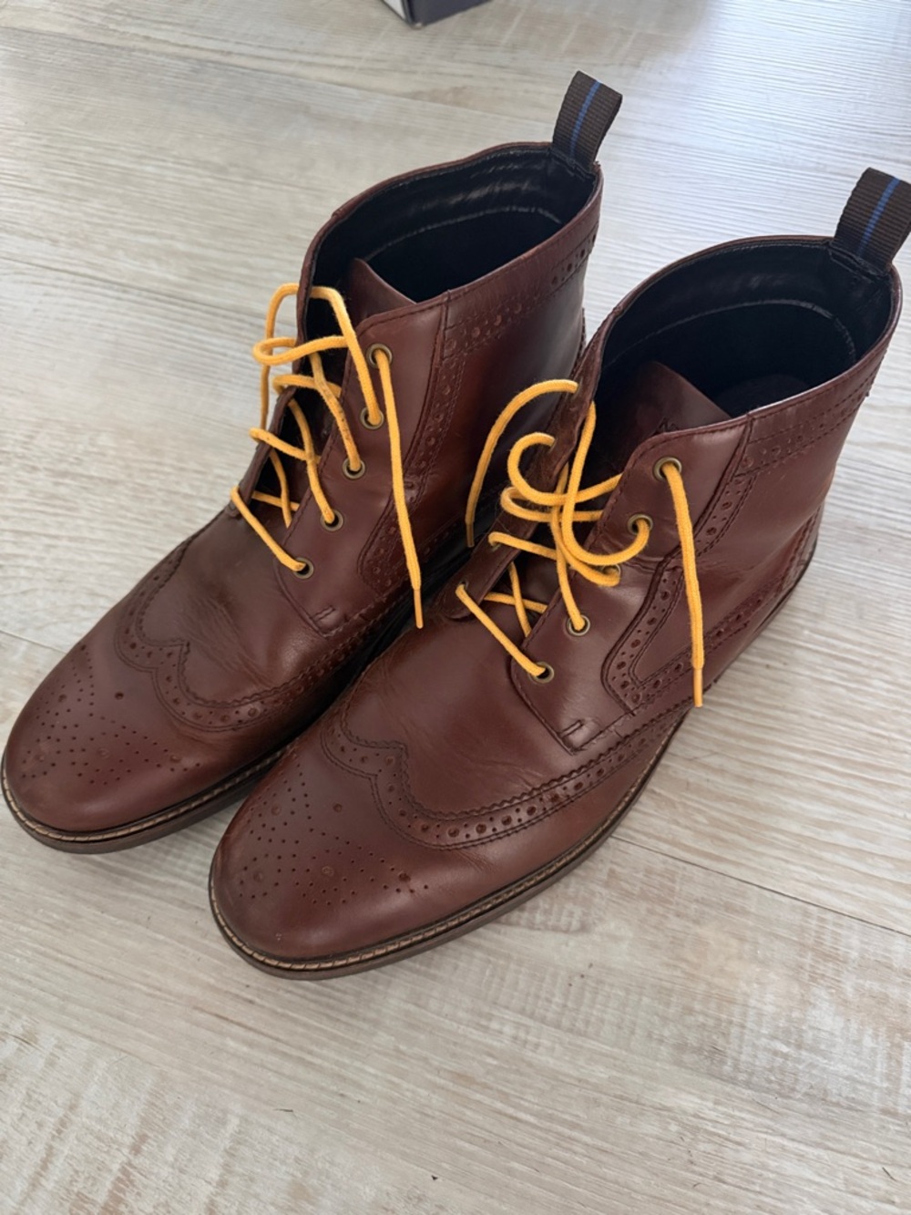 Nunn Bush Brown Leather Chukka Boots with Yellow Laces